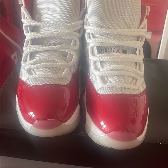 Men’s Red and White Sneakers - Picture 14 of 17